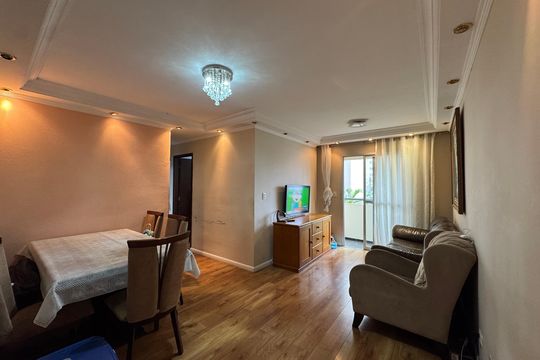 Apartamento à venda com 3 quartos, 63m² em Continental, Osasco