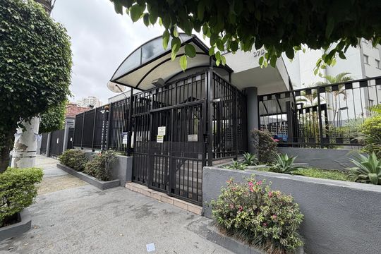 Fachada de apartamento para alugar com 2 quartos, 50m² em Belenzinho, São Paulo