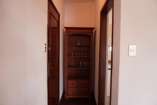 Sala (Entrada) de apartamento para alugar com 2 quartos, 102m² em Nucleo Residencial Silvio Vilari, São Carlos
