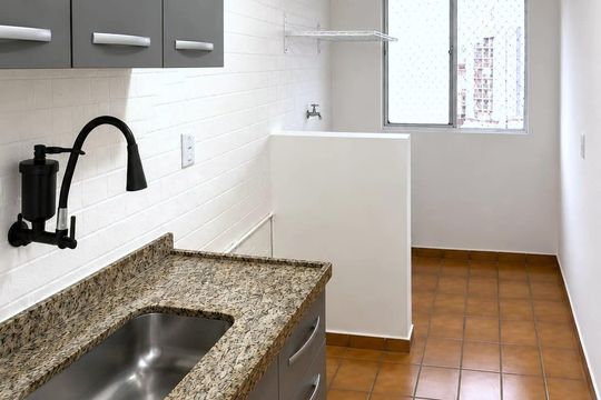 Cozinha/Área de serviço de apartamento para alugar com 2 quartos, 49m² em Cangaiba, São Paulo
