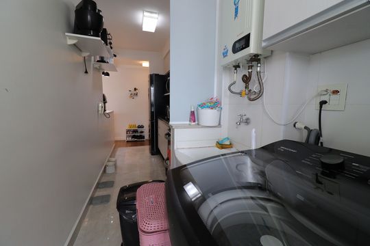 Área de Serviço de apartamento à venda com 3 quartos, 81m² em Vila Isa, São Paulo