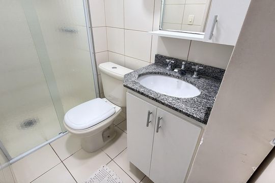 Banheiro da Suíte de apartamento para alugar com 2 quartos, 56m² em Alto da Mooca, São Paulo