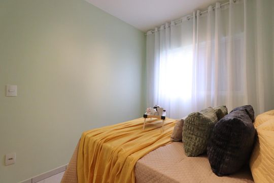 Quarto 2 de apartamento para alugar com 3 quartos, 66m² em Vila Tiberio, Ribeirão Preto