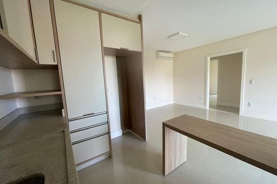 Cozinha de apartamento para alugar com 3 quartos, 98m² em Pedra Branca, Palhoça