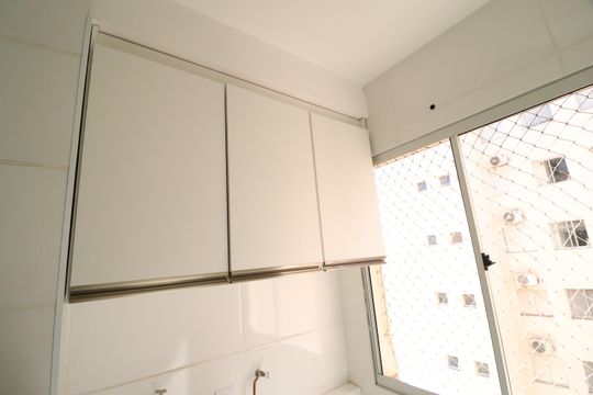 Cozinha de apartamento para alugar com 2 quartos, 60m² em Presidente Roosevelt, Uberlândia