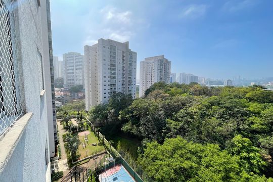 Varanda de apartamento para alugar com 2 quartos, 84m² em Jardim das Vertentes, São Paulo