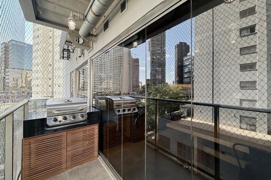 Sacada  de apartamento para alugar com 1 quarto, 74m² em Jardim das Acacias, São Paulo