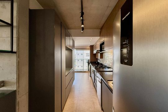 Cozinha  de apartamento para alugar com 1 quarto, 74m² em Jardim das Acacias, São Paulo