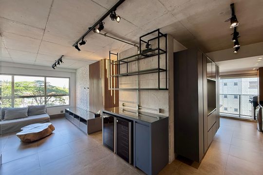 Apartamento para alugar com 1 quarto, 74m² em Jardim das Acacias, São Paulo