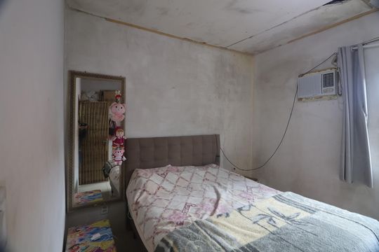 Quarto  1 de casa à venda com 2 quartos, 105m² em Mato Grande, Canoas