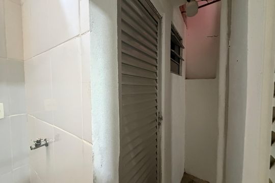 Banheiro Social externo de casa para alugar com 3 quartos, 80m² em Jardim Bertioga, Várzea Paulista