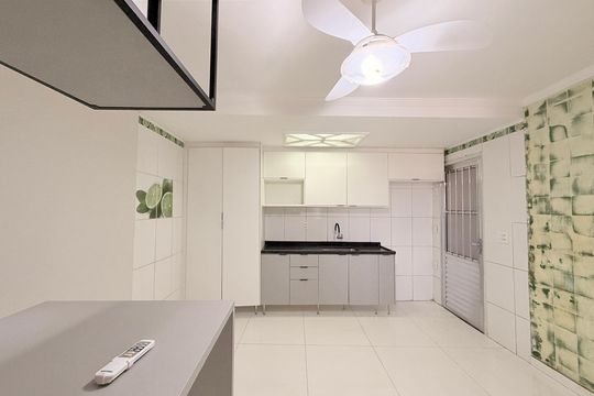 Cozinha de casa para alugar com 3 quartos, 80m² em Jardim Bertioga, Várzea Paulista