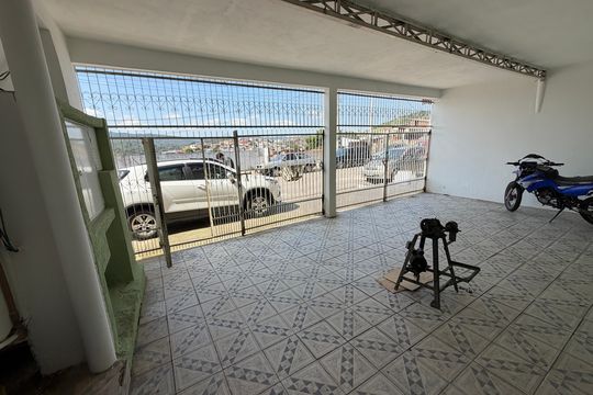 Garagem de casa para alugar com 3 quartos, 80m² em Jardim Bertioga, Várzea Paulista