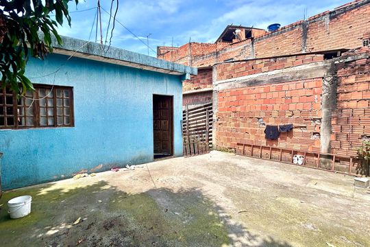 Garagem de casa para alugar com 2 quartos, 210m² em Parque Primavera, Guarulhos