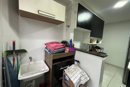 Cozinha e Área de Serviço de apartamento para alugar com 2 quartos, 60m² em Jardim Independencia, São Vicente