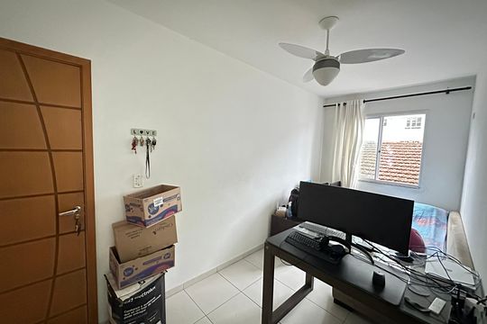 Sala de apartamento para alugar com 2 quartos, 60m² em Jardim Independencia, São Vicente