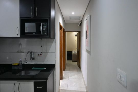 Corredor de casa para alugar com 2 quartos, 50m² em Parque Pinheiros, Taboão da Serra