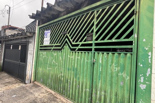 Fachada  de casa para alugar com 2 quartos, 150m² em Vila Linda, São Bernardo do Campo