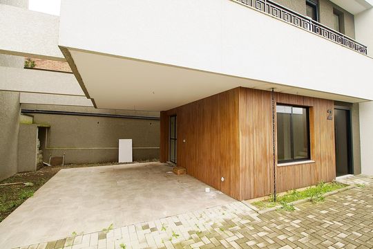 Garagem de casa de condomínio à venda com 3 quartos, 189m² em Bacacheri, Curitiba