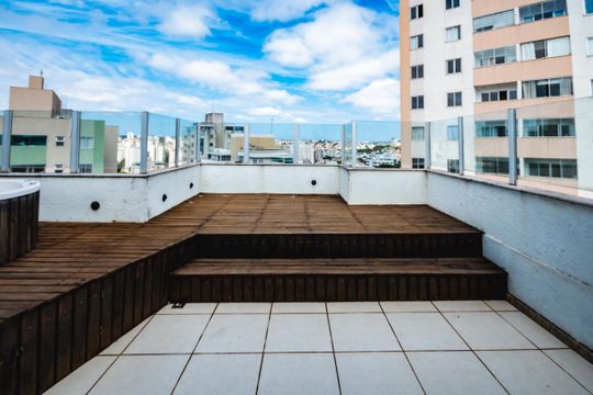 Apartamento para alugar com 3 quartos, 140m² em Ouro Preto, Belo Horizonte