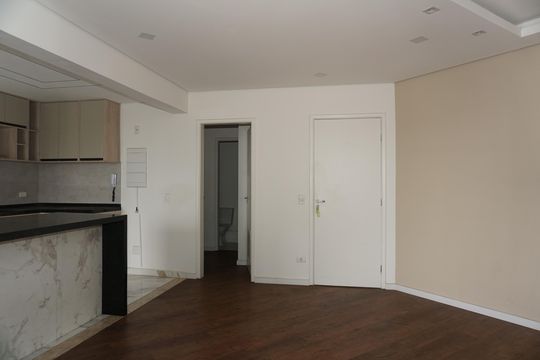 Sala de apartamento para alugar com 3 quartos, 90m² em Jardim Branca Flor, Embu das Artes