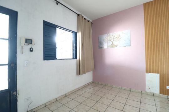 Quarto 2 de casa para alugar com 3 quartos, 240m² em Jardim das Palmeiras, Uberlândia