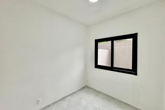 Quarto 2 de apartamento para alugar com 2 quartos, 58m² em Vila Campanela, São Paulo