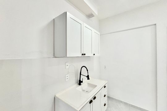 Cozinha de apartamento para alugar com 2 quartos, 58m² em Vila Campanela, São Paulo