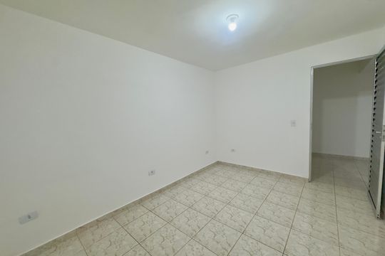 Casa para alugar com 1 quarto, 40m² em Vila Carmela |||, Guarulhos