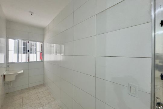 Área de Serviço de kitnet/studio para alugar com 1 quarto, 40m² em Vila Carmela |||, Guarulhos