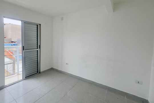 Kitnet/Studio para alugar com 1 quarto, 40m² em Vila Carmela |||, Guarulhos