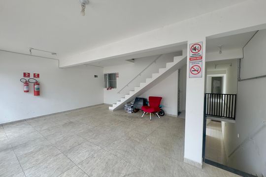 Garagem de kitnet/studio para alugar com 1 quarto, 40m² em Vila Carmela |||, Guarulhos