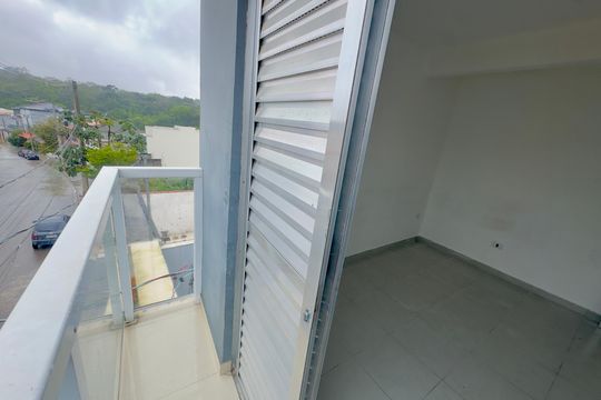 Sacada de kitnet/studio para alugar com 1 quarto, 40m² em Vila Carmela |||, Guarulhos