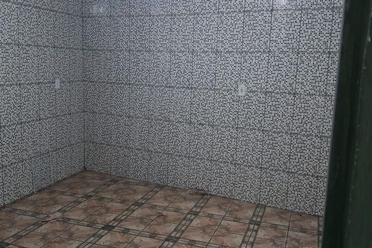 Cozinha de casa para alugar com 1 quarto, 40m² em Jardim Paranavai, Mauá