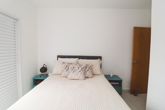 Quarto Suíte de apartamento para alugar com 3 quartos, 100m² em Santa Teresinha, São Paulo