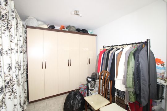 Closet de casa à venda com 3 quartos, 273m² em Jardim Dalmo, São Paulo