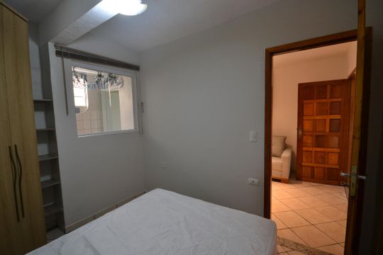 Quarto de casa para alugar com 1 quarto, 25m² em Rio Pequeno, São Paulo