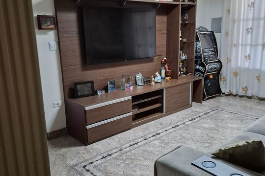 Sala de casa à venda com 2 quartos, 242m² em Jardim Las Vegas, Santo André