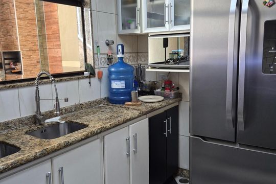 Cozinha de casa à venda com 2 quartos, 242m² em Jardim Las Vegas, Santo André