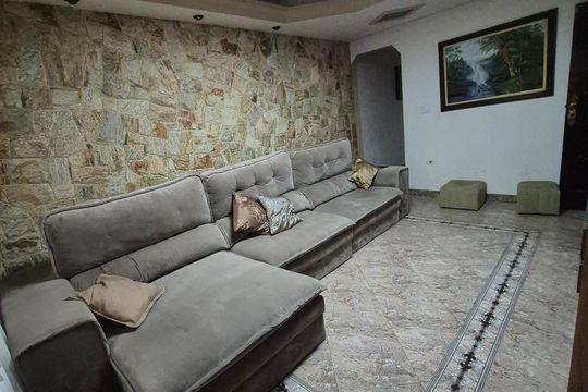 Casa à venda com 2 quartos, 242m² em Jardim Las Vegas, Santo André
