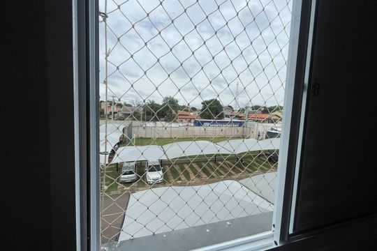 Vista Sala/Cozinha de apartamento para alugar com 2 quartos, 39m² em Chácaras Assay, Hortolândia