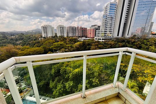 Varanda suite 1 de apartamento à venda com 4 quartos, 260m² em Alphaville Empresarial, Barueri