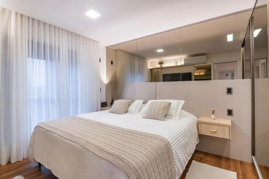 Suíte de apartamento para alugar com 3 quartos, 152m² em São Francisco, Curitiba