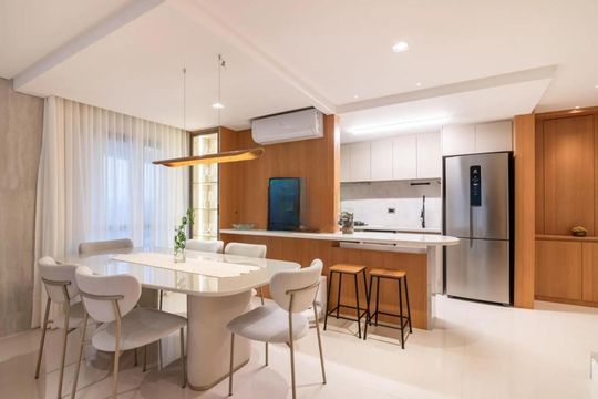 Apartamento para alugar com 3 quartos, 152m² em São Francisco, Curitiba