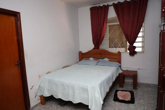 Casa à venda com 3 quartos, 271m² em Setor Morada do Sol, Goiânia