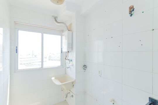 Área de Serviço de apartamento para alugar com 2 quartos, 45m² em Vila Venditti, Guarulhos