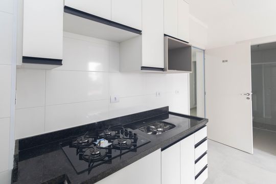 Cozinha e Área de Serviço de apartamento para alugar com 2 quartos, 35m² em Vila Mazzei, São Paulo