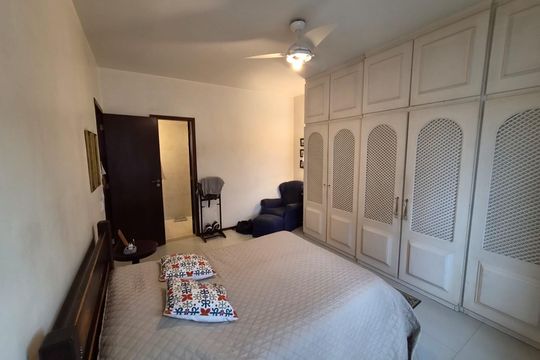 Suíte de apartamento à venda com 4 quartos, 150m² em Grajaú, Rio de Janeiro