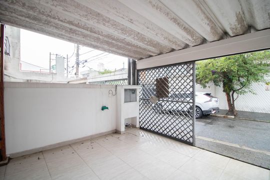 Garagem de casa à venda com 3 quartos, 130m² em Santana, São Paulo