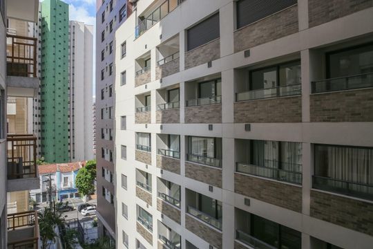 Vista da varanda da sala de apartamento para alugar com 1 quarto, 27m² em Perdizes, São Paulo